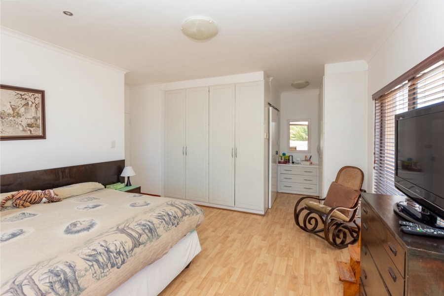 3 Bedroom Property for Sale in Country Club Western Cape